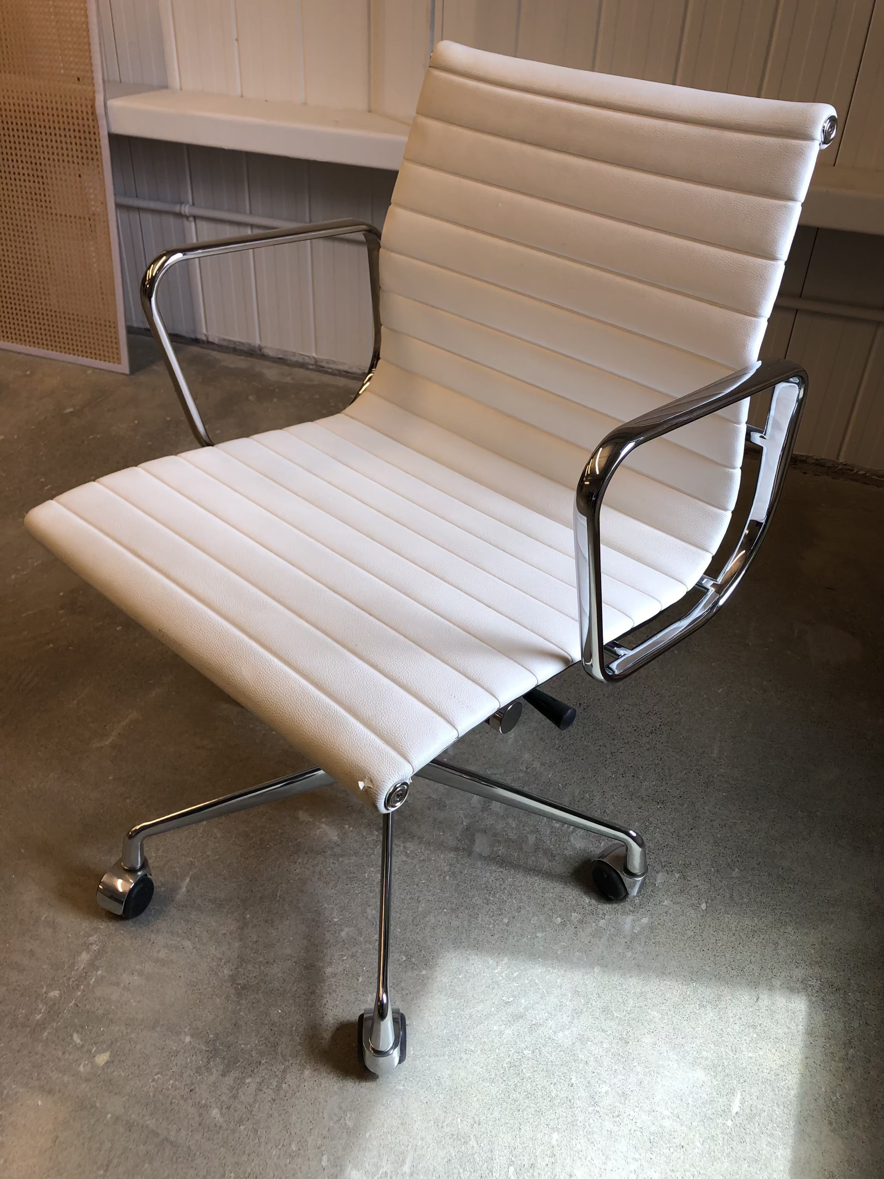 Sample Sale Management Office Chair 