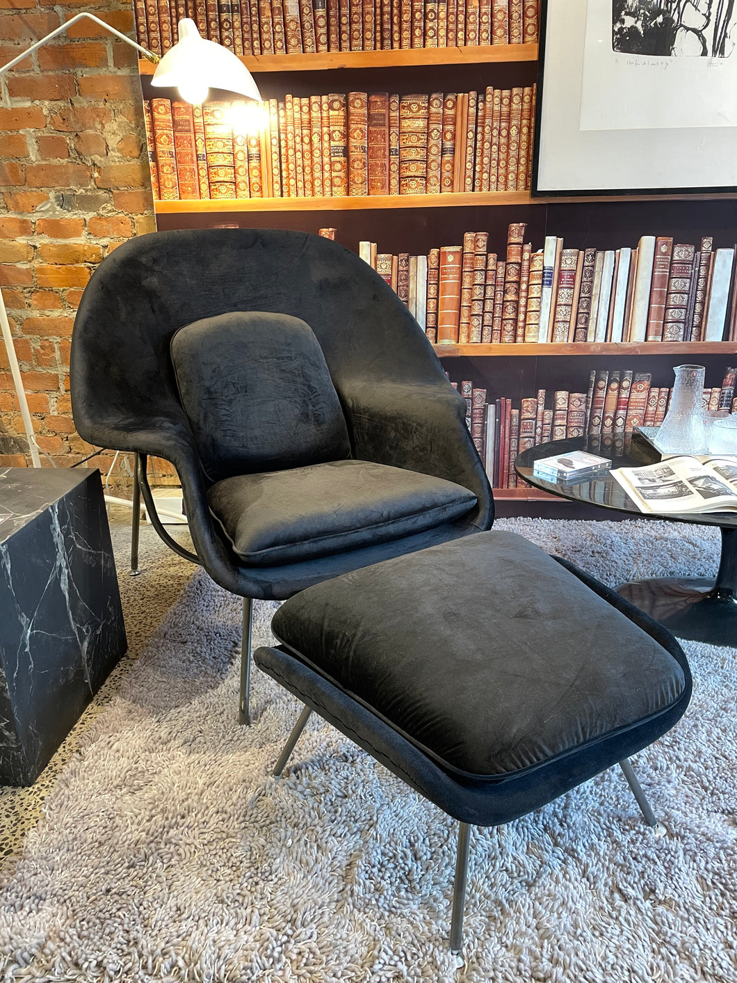 Floor Sample Womb Chair with Ottoman