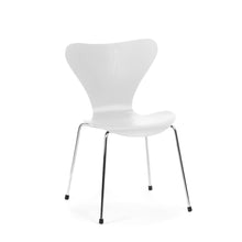 
                      
                        Load image into Gallery viewer, serie 7 chair Arne Jacobsen chaise
                      
                    