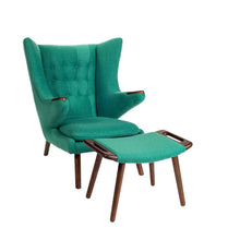 
                      
                        Load image into Gallery viewer, papa bear lounge chair hans wegner chaise longue papa ours design
                      
                    