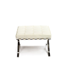 
                      
                        Load image into Gallery viewer, pavillon ottoman mies van der rohe pouf cuir
                      
                    